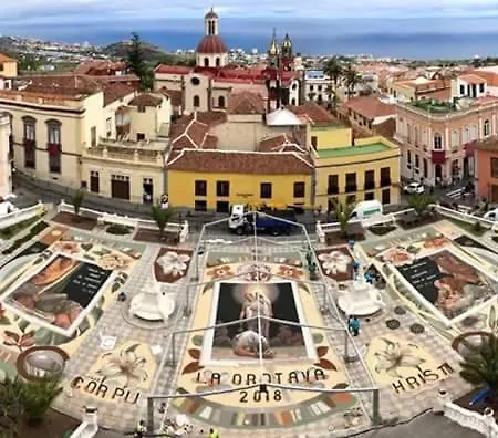 Edificio Alberganti Suiss S.L * La Laguna